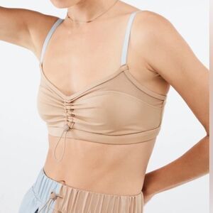 Fabletics Makayla Bra Low Impact Cinch Front Tan With Blue Straps Size L NWT